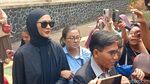 Senyum Paula Verhoeven, Tampil Serba Hitam di Pengadilan