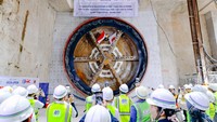 PT MRT Jakarta (Perseroda) menyelesaikan pembangunan terowongan southbound yang menghubungkan Stasiun MRT Kota dan Stasiun Glodok. Dengan begitu, kedua terowongan, baik northbound maupun southbound yang terletak di antara kedua stasiun, telah selesai dibangun. Dok. PT MRT Jakarta