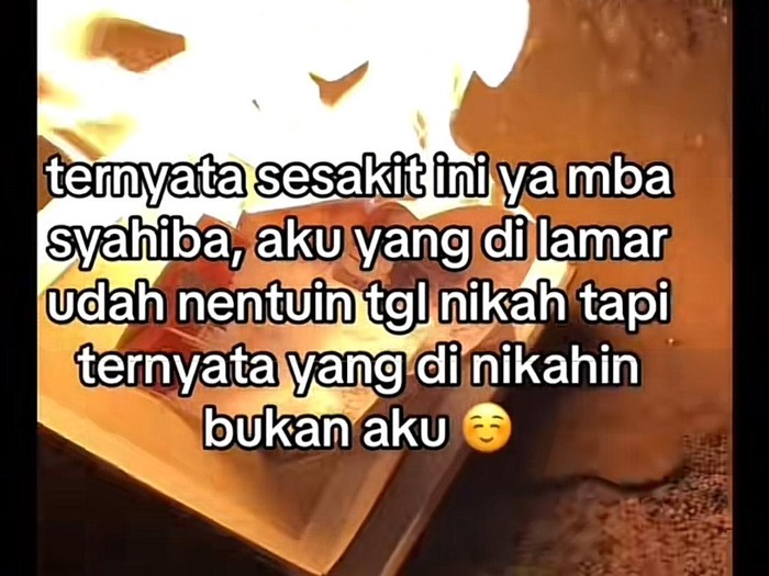 Postingan wanita curhat h-1 bulan batal menikah.