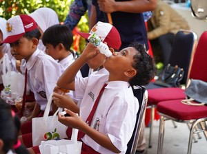 Uji Coba Makan Bergizi Gratis di Sekolah Mulai Berjalan di Kota Batu