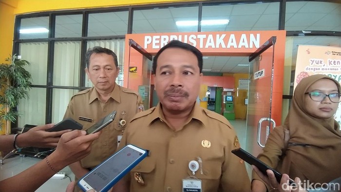 Kepala Dinas Tenaga Kerja dan Transmigrasi (Disnakertrans) Provinsi Jawa Tengah Ahmad Aziz saat ditemui di Magelang, Senin (28/10/2024).