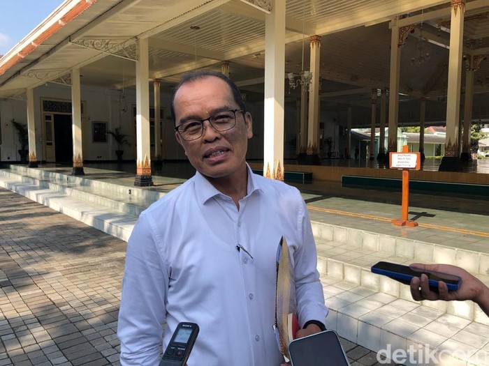 Sekda DIY, Beny Suharsono, di Kompleks Kepatihan, Kota Jogja, Senin (28/10/2024).
