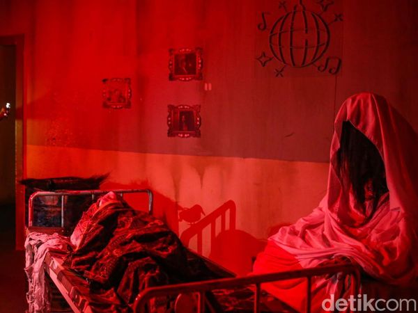 Sensasi Kengerian Rumah Hantu Perewangan di Trans Studio Cibubur