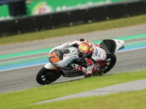 Aneh tapi Nyata: Pebalap Jepang Finish Moto3 Thailand Tak Bareng Motornya