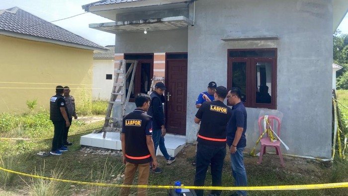 Tim Labfor turun ke lokasi kejadian untuk melakukan olah TKP. (Foto: dok Polres Aceh Timur).