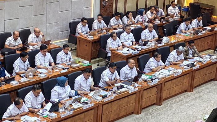 Uya Kuya Tanya Kesiapan Hadapi PHK Massal Sitex, Bos BPJS Ketenagakerjaan Jawab Ini.