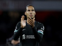 Van Dijk Bicara soal Masa Depannya di Liverpool