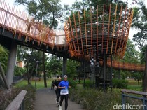 Potret Tebet Eco Park, Ruang Hijau Favorit Warga Jakarta