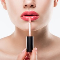 Dermatolagist Ungkap Tips Bibir Plumpy Tanpa Filler, Pakai Bahan Skincare Ini