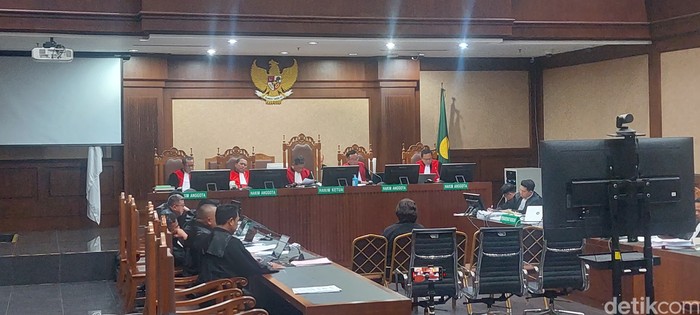 Broker bernama Eksi Anggraeni bersaksi di sidang kasus korupsi jual beli emas, PN Tipikor, Jakarta, 29 Oktober 2024. (Mulia Budi/deticom)