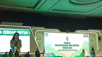 Malam puncak Bulan Bahasa dan Sastra bertabur berbagai penampilan pemenang lomba dan festival. Salah satunya SMA Negeri 1 Kendari yang menjadi Terbaik I dalam Festival Musikalisasi Puisi Tingkat Nasional. Foto: Devita Savitri/detikEdu