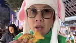 Denny Sumargo Cicip Salt Bread hingga Mochi Viral di Korea