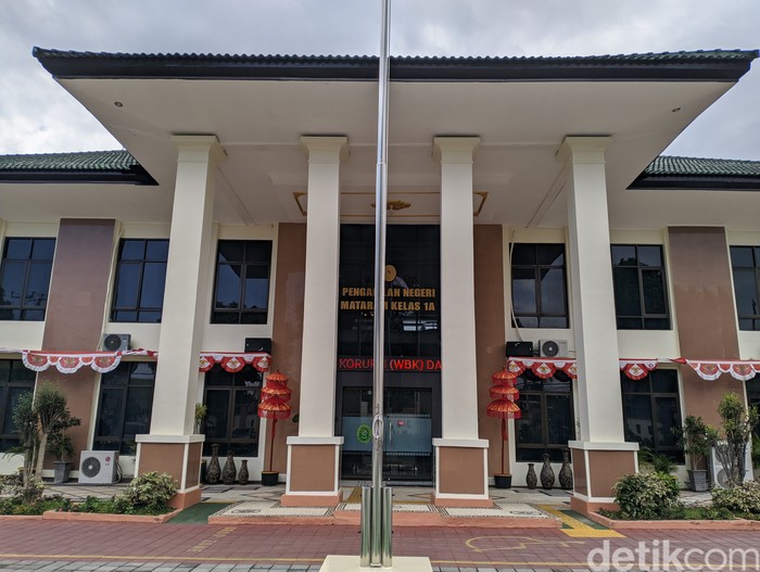 Gedung PN Tipikor Mataram. (Ahmad Viqi/detikBali)
