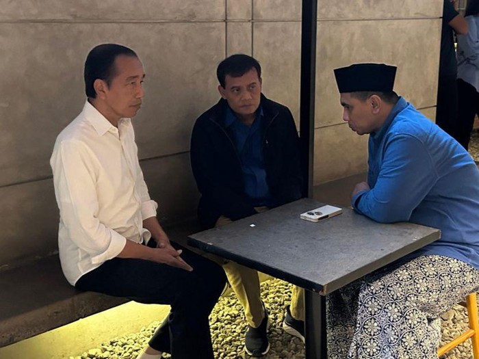 Jokowi-Luthfi-Taj Yasin