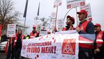 Karyawan Mercedes Jerman Demo Tuntut Kenaikan Upah