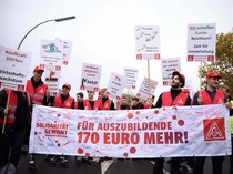 Karyawan Mercedes Jerman Demo Tuntut Kenaikan Upah