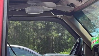 Mobil tanpa AC? Bisa banget. Foto: Anything gone wrong via Bored Panda