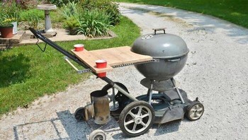 Apakah ini stroller? Foto: Anything gone wrong via Bored Panda