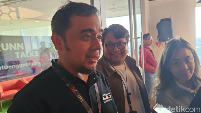 Telkomsel sudah merombak aplikasi MyTelkomsel menjadi super app. Kini para pengguna bisa main game di dalam aplikasinya, yang mana menawarkan berbagai macam hadiah menarik.