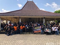 Geruduk Kepatihan, Massa Desak Pemda DIY Kendalikan Peredaran Miras