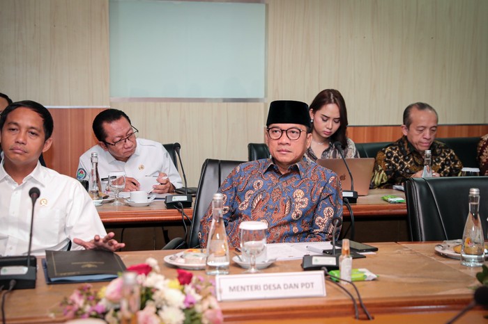 Mendes PDT Yandri Susanto