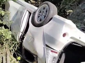 Minibus Terjun ke Jurang di Jalan Poros Maros-Bone, Sopir Diduga Ngantuk