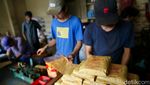 Nikmatnya Kopi Bis Kota Legendaris di Jatinegara