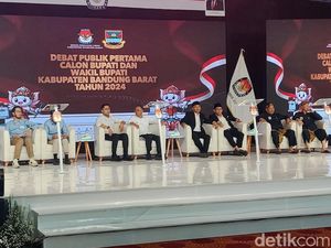 Debat Pilbup Bandung Barat: Kebisingan Pendukung hingga Visi-Misi Paslon