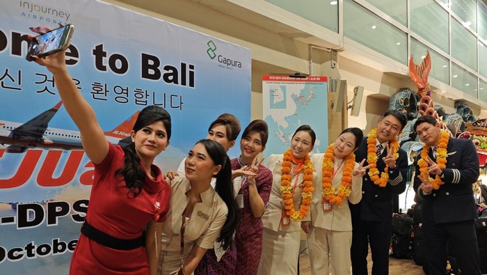 Penerbangan perdana Lion Group-Jeju Air, Incheon-Bali