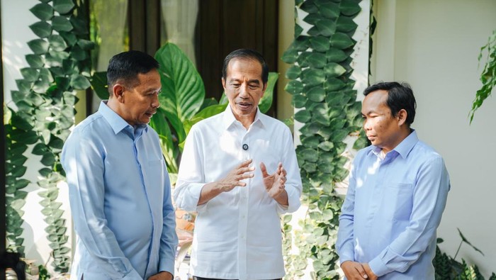 Pertemuan Wahyu Hidayat-Ali Muthohirin bersama mantan Presiden Joko Widodo