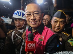 Alur Impor Gula Diduga Salahi Aturan yang Bikin Tom Lembong Dijerat
