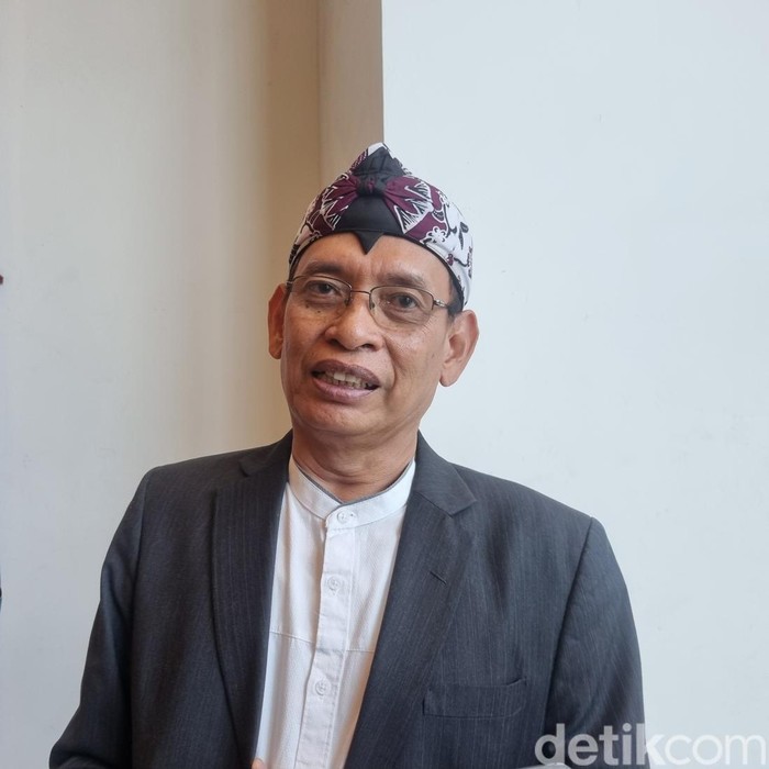 Rektor Unair Prof Mohammad Nasih
