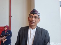 Komentar Menohok Eks Rektor Unair Soal Dosen Sambat Gaji Pokok Rp2,6 Juta