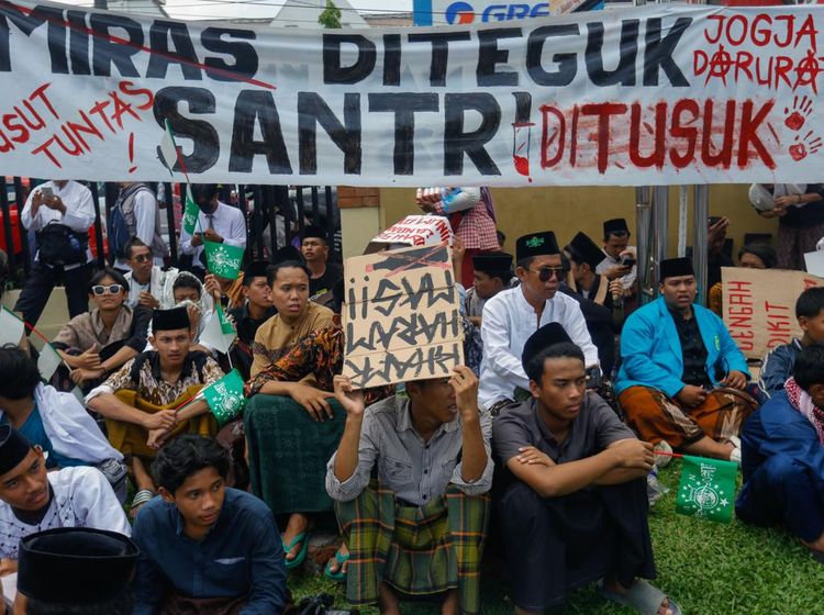 Ribuan Santri Jogja Serukan Aksi Solidaritas Anti Miras di Polda DIY