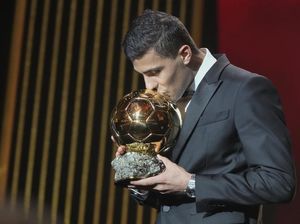 Rodri Serang Real Madrid Lagi soal Ballon dOr