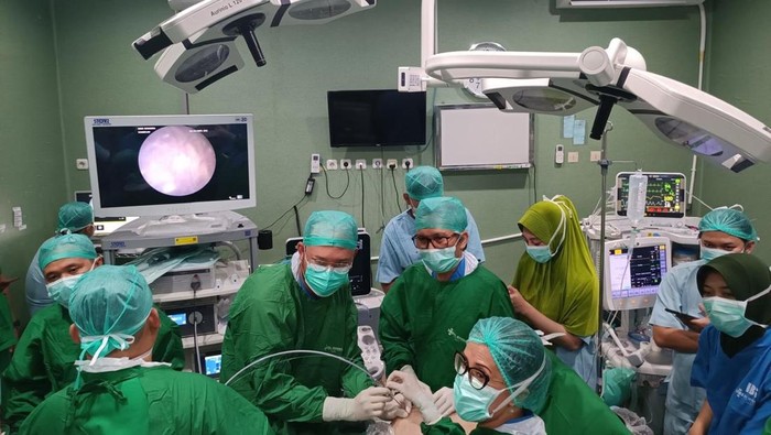 RSUD Moewardi melakukan tindakan Fetoskopi Laser Ablasio. Foto diunggah Selasa (29/10/2024).