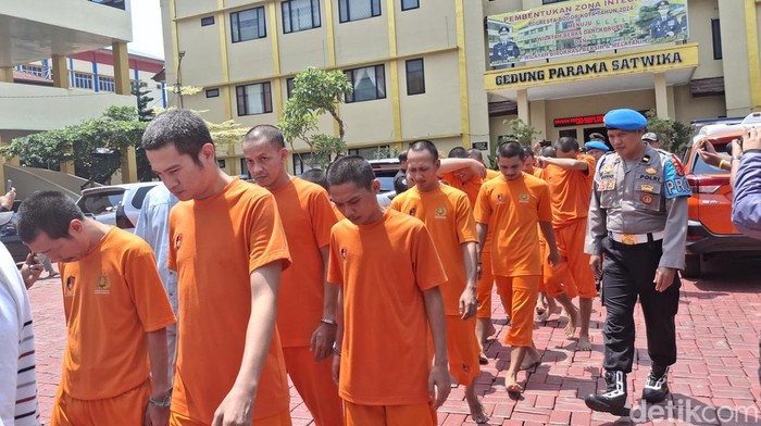 Satnarkoba Polres Bogor Kota menangkap 23 pengedar dan kurir narkoba dalam kurun waktu sebulan terakhir (Sol/detikcom)