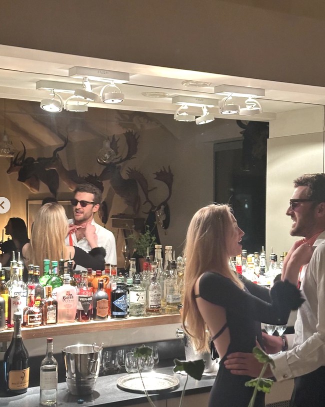 Sophie dan Joe Jonas mengumumkan berpisah pada September 2023. Anggota grup musik Jonas Brother itu mengumumkan perpisahannya dengan Sophie di Instagramnya. “Kami memutuskan untuk mengakhiri pernikahan ini dengan damai, tulis Joe Jonas. Foto: dok. Instagram @sophiet