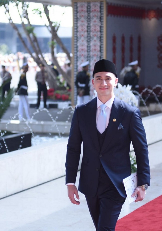 Verrell Bramasta resmi jadi anggota DPR RI periode 2024-2029 setelah dilantik pada 1 Oktober 2024. Foto: Instagram/@bramstavrl