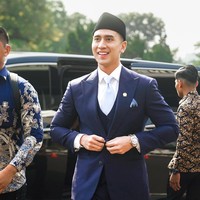 Pria 28 tahun ini merupakan anggota DPR dari fraksi Partai Amanat Nasional.  Foto: Instagram/@bramstavrl