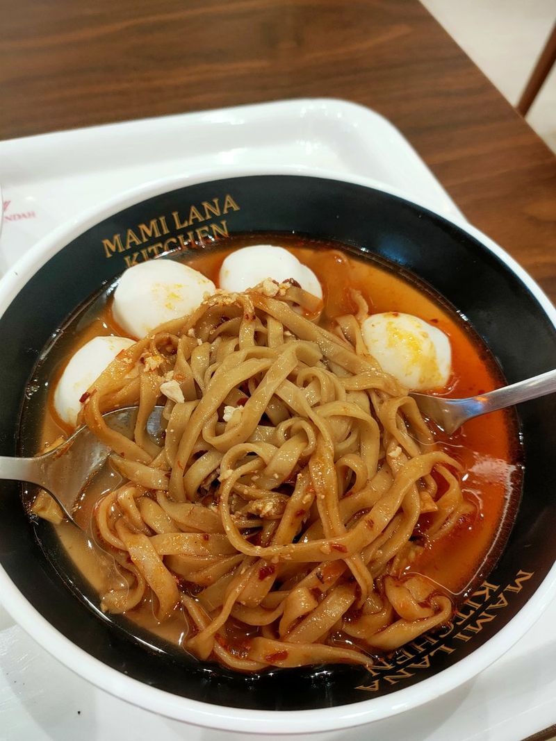 5 Mie Chili Oil Kekinian yang Populer di Jakarta