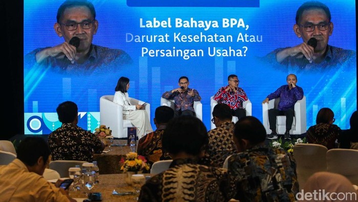 detikcom Leaders Forum digelar di Jakarta, Kamis (30/10/2024). Acara itu mengambil tema 'Label Bahaya BPA, Darurat Kesehatan atau Persaingan Usaha?'.