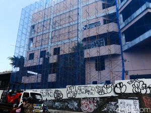 Duduk Perkara Mangkraknya Gama Bookstore UGM Hingga Akhirnya Dirobohkan
