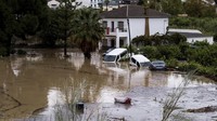 Beberapa orang dilaporkan hilang oleh otoritas Spanyol setelah banjir bandang menyapu mobil melalui jalan-jalan desa dan mengganggu layanan kereta api di sebagian besar wilayah Spanyol timur dan selatan. AP/Gregorio Marrero