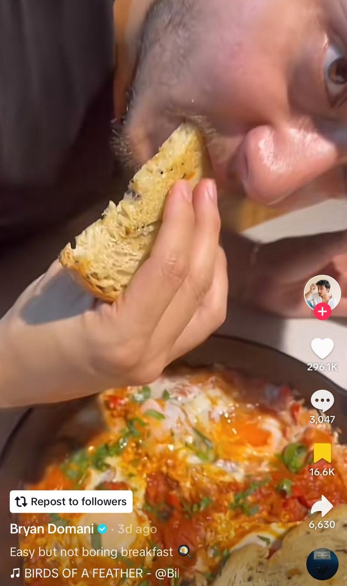 Bryan Domani Masak Shakshouka, Menu Sarapan Praktis dan Sehat