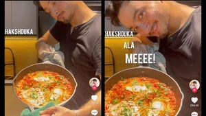 Bryan Domani Masak Shakshouka, Menu Sarapan Praktis dan Sehat