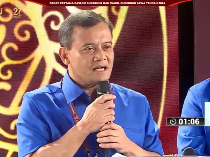 Cagub Jateng Ahmad Luthfi saat debat perdana Pilkada Jateng
