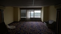 Dibuka pada tahun 1969, Hotel Yugoslavia merupakan destinasi bintang lima. Hotel ini memiliki salah satu lampu gantung terbesar di dunia, yang terbuat dari 40.000 kristal Swarovski dan 5.000 bohlam lampu.