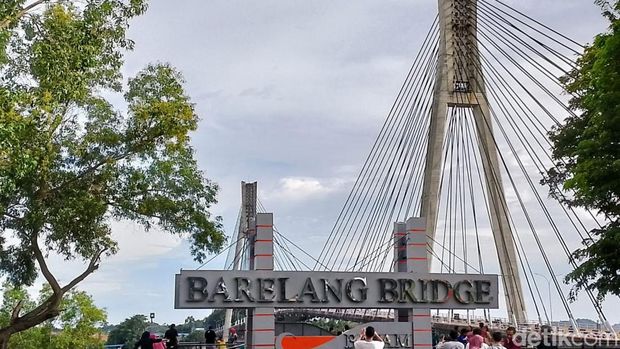 Jembatan Barelang, bangunan ikonik hasil buah tangan Presiden RI ke 3, BJ Habibie. (Alamudin Hamapu/detikSumut)