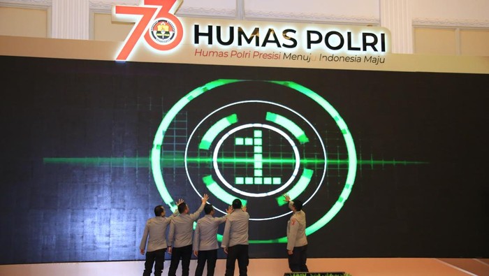 Kadiv Humas Polri Irjen Sandi kenalkan 2 Perkadiv saat Hari Jadi Humas Polri